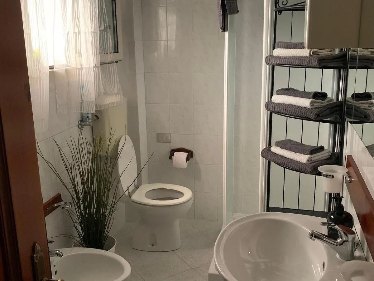 Enjoy Apartment Viareggio 0*,